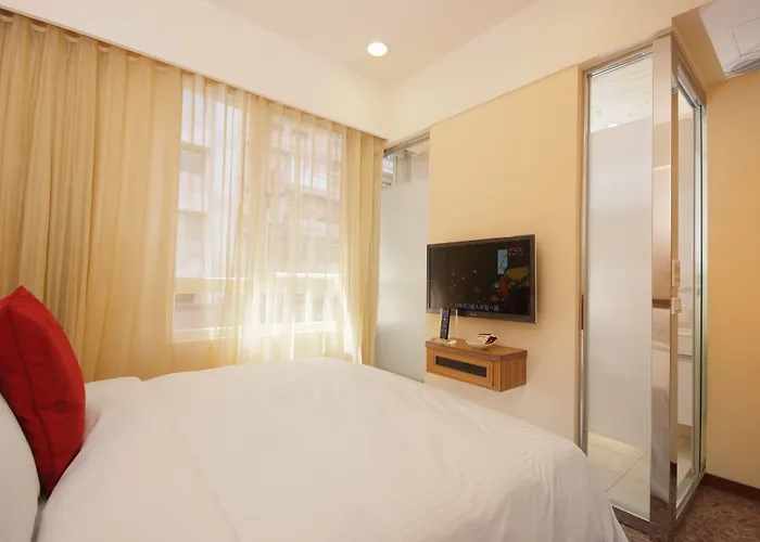 Cheap hotel: Golden Hotel